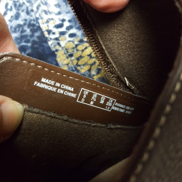 NWOT Women's Clarks leather brown shoes 7.5 - Picture 8 of 9